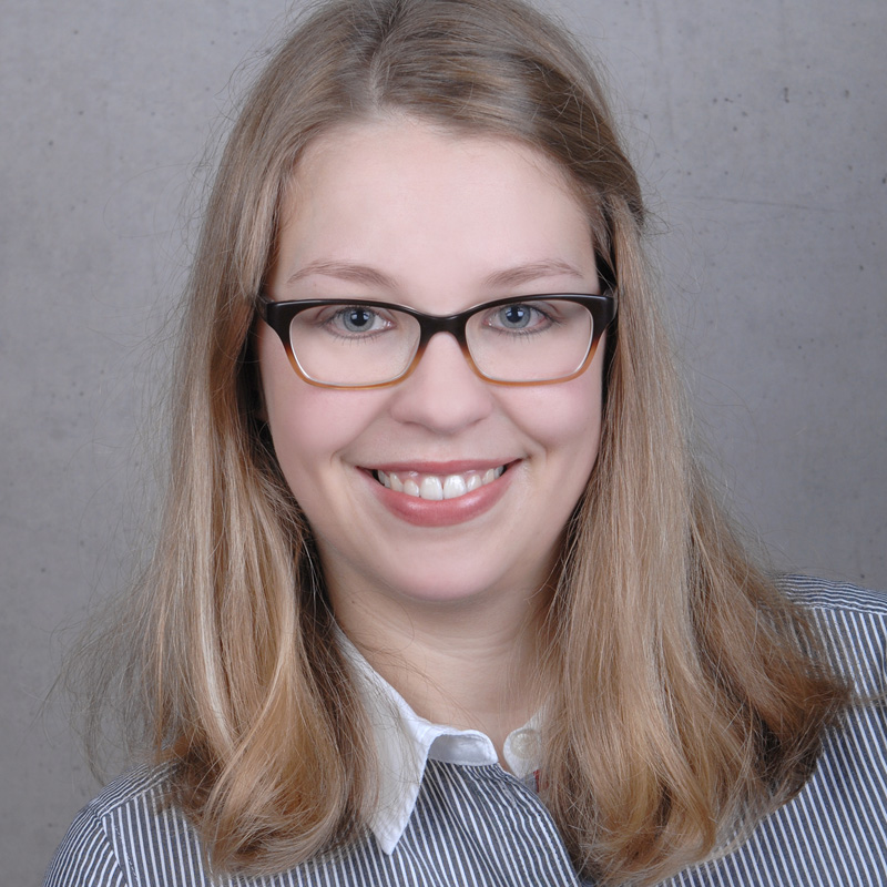  Julia Merkel