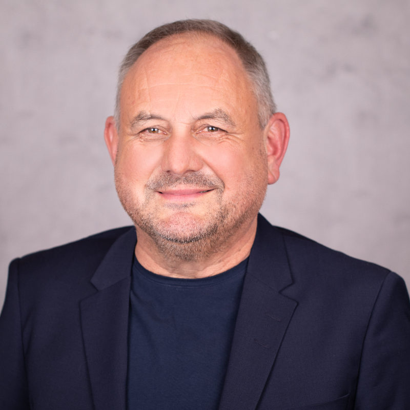  Uwe Herzog